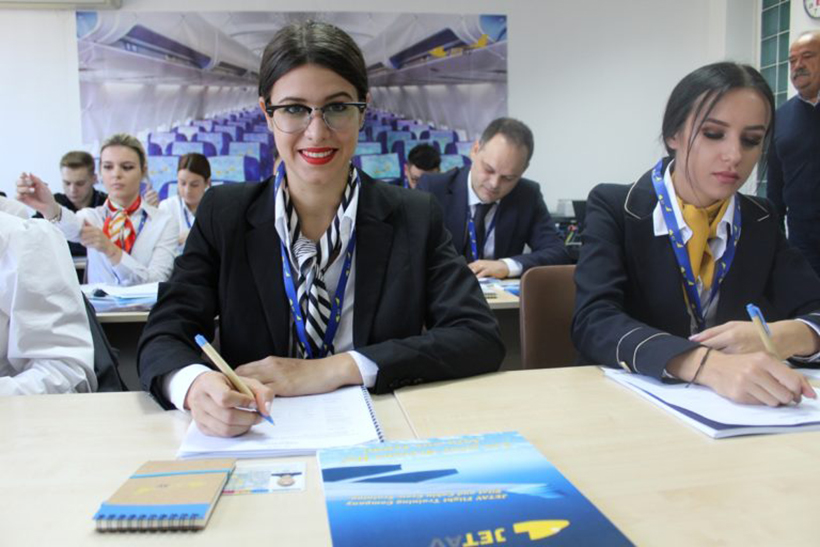 Flight attendants - Interview Andra Codreanu