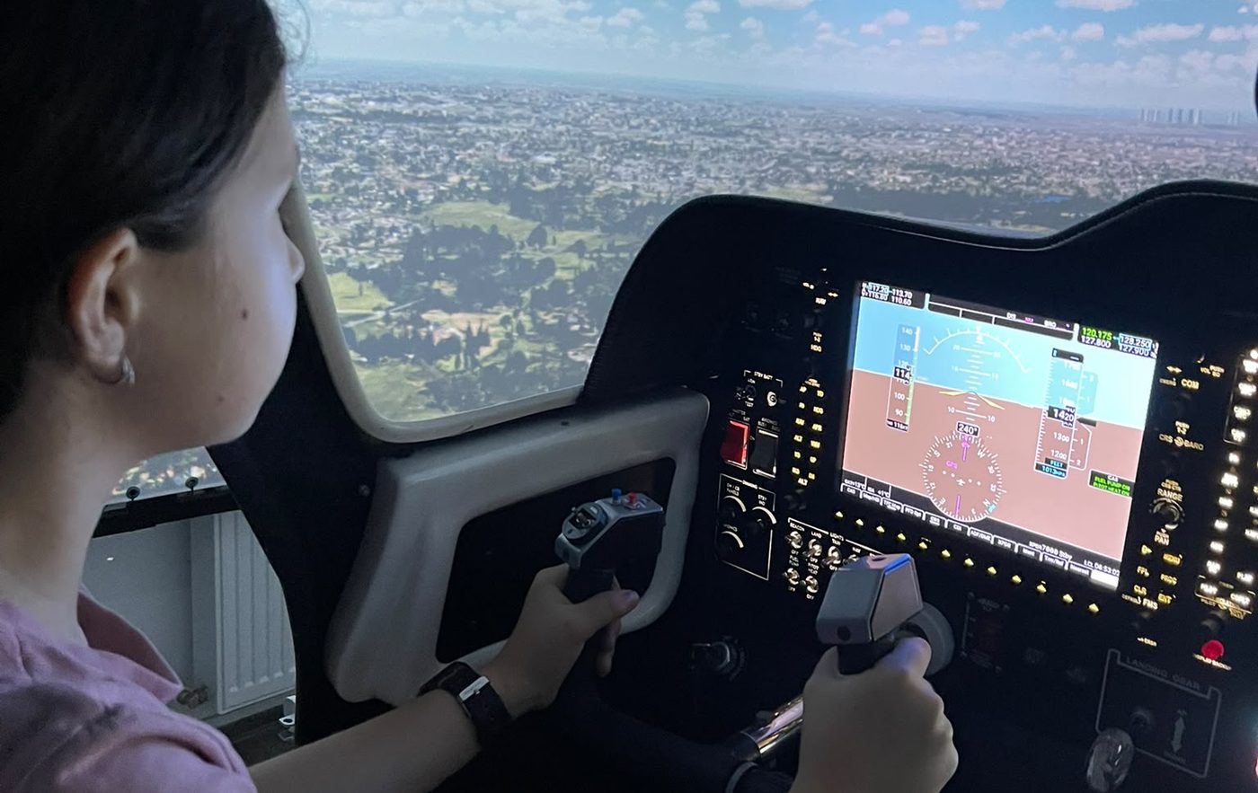 Single Engine Piston Simulator Summer School